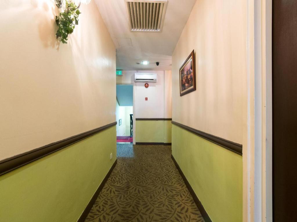 Oyo 126 Rae Hotel กัวลาลัมเปอร์ ภายนอก รูปภาพ